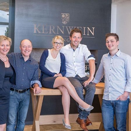 Weingut Kernwein Hotel Seinsheim Bagian luar foto